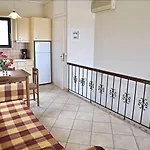 Apartamento Dukes Poolside