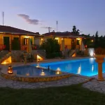 Dukes Poolside *
