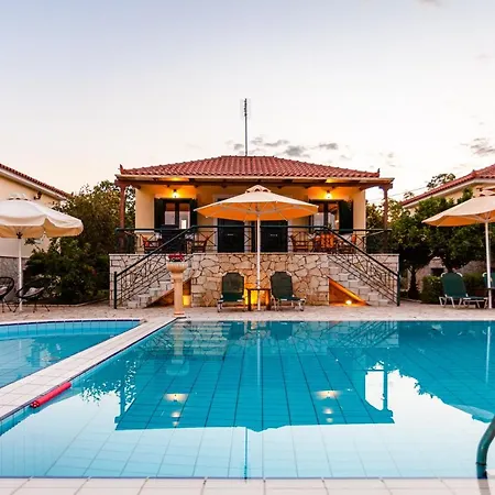 Dukes Poolside Apartment Paralio Astros
