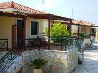 Apartman Dukes Poolside *