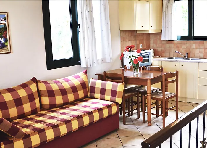 Dukes Poolside Paralio Astros