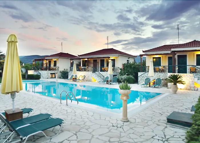 Dukes Poolside 아파트 Parálion Ástros