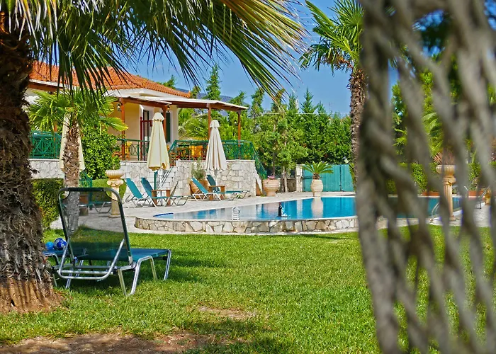 아파트 Dukes Poolside Parálion Ástros