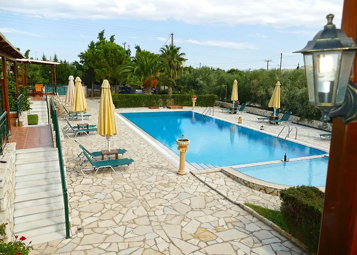 Dukes Poolside Apartment Paralio Astros